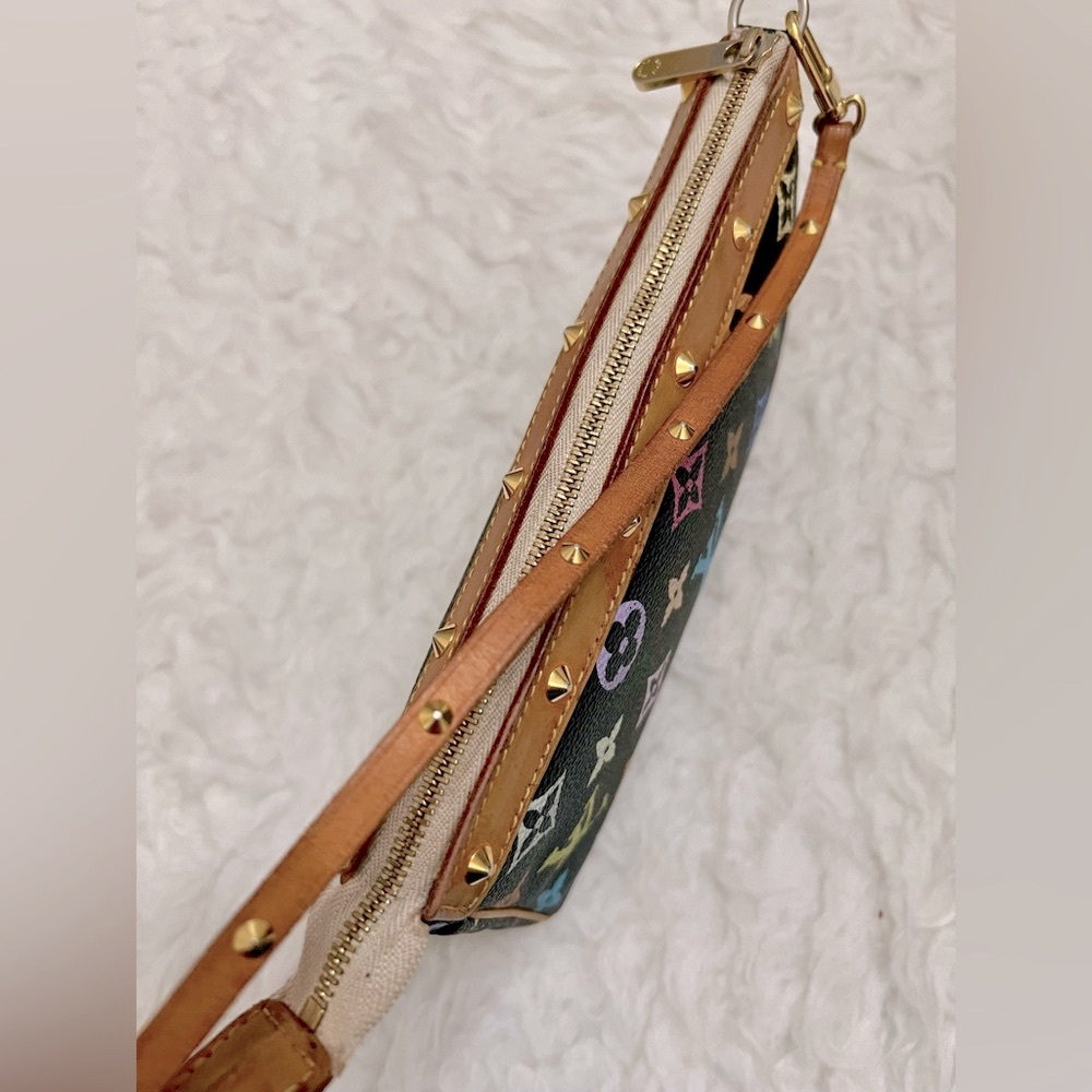 Louis Vuitton Black Clutch with Leather Trim - Picture 4 of 12